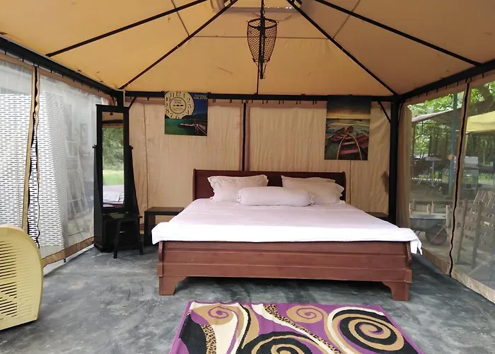 Farmville Glamping Retreat @ Seremban